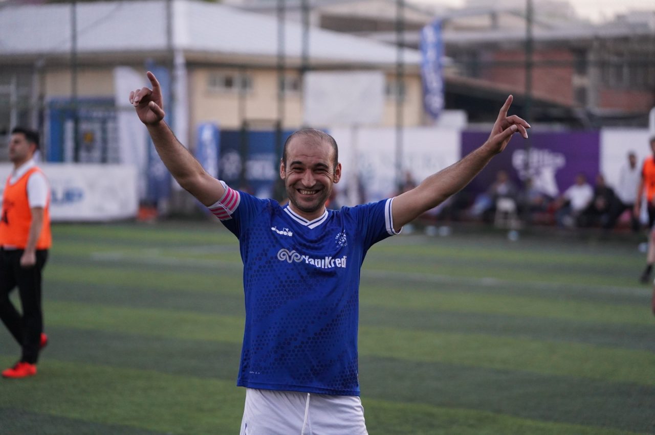 YAPI KREDİ - CB REFERANS maçından kare